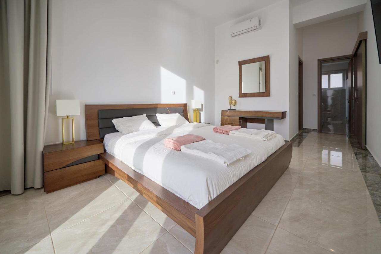 Olymp Luxury Villa D - Luxury Escape With Direct Beach Access And Unique Sunsets بافوس الغرفة الصورة